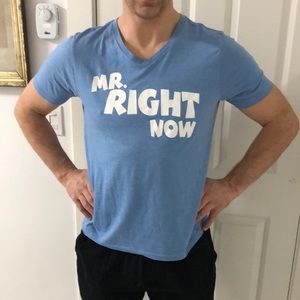 5 for $25.Men’s large “mr right now” t-shirt from Blue notes